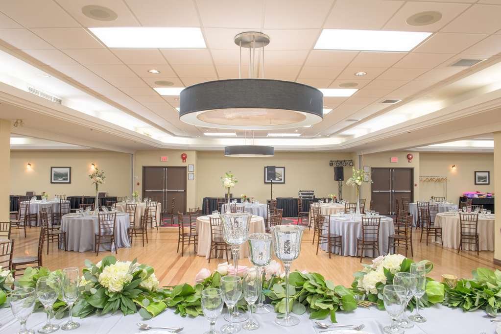 Four Points By Sheraton Edmonton South Facilidades foto